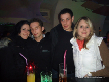 monis_bar_20120108_1792131074