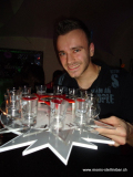 monis_bar_20120625_1929574178