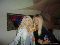 monis_bar_20130320_1778905211