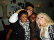 monis_bar_20130320_2017046665