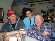 monis_bar_20130320_2029554145