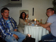 monis_bar_20130916_1738905524