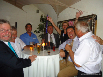 monis_bar_20130916_1891647441