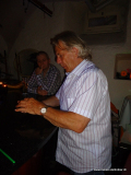 monis_bar_20130916_2036362229