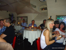 monis_bar_20130916_2052251999