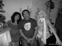 monis_bar_20130928_1914174741
