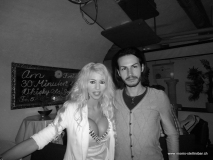 monis_bar_20130928_2096558467