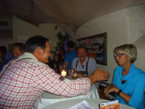 monis_bar_20131112_1196783470