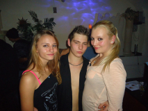 monis_bar_20131112_1530493999