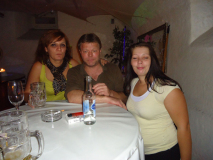 monis_bar_20131112_1907753916